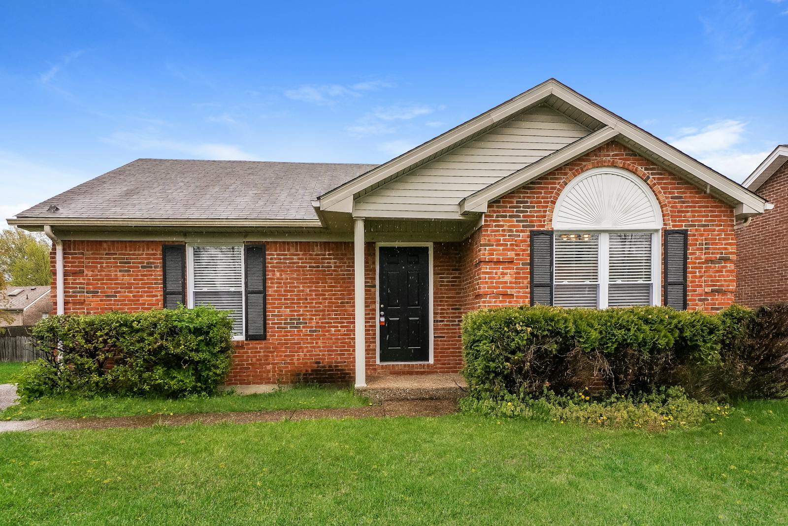 129 OTTAWA AVE, LOUISVILLE, KY 40214 Home for Rent 3 Beds, 1 Baths